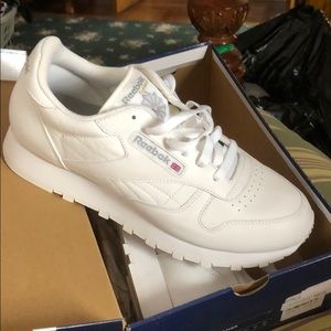 REEBOK BRAND NEW